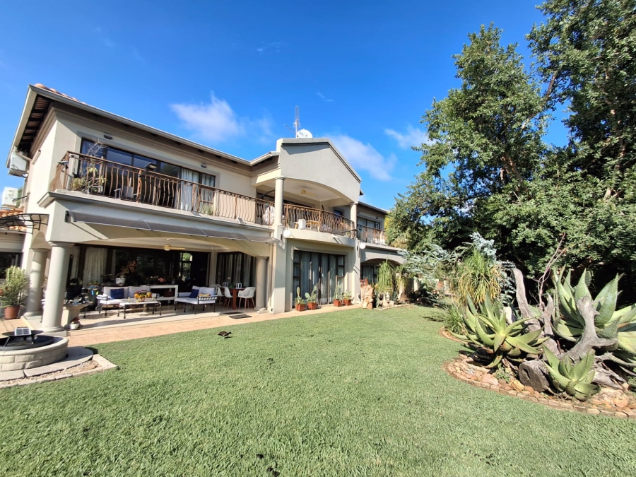 4 Bedroom Property for Sale in WestLake Country Safari Estate North West